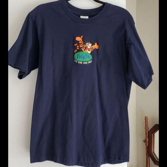 vintage tigger shirt